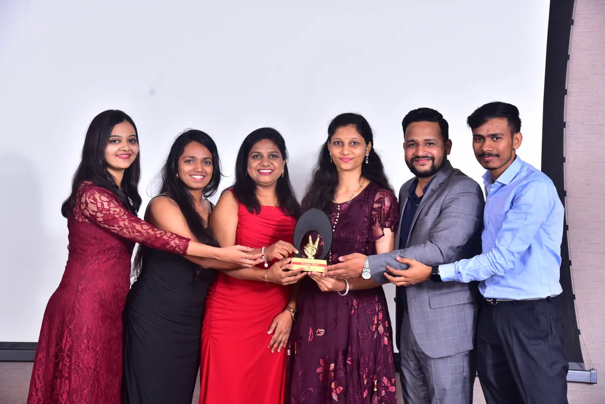 An award moment at the annual Sumago carnival